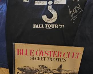 Blue Oyster Cult Secret Treasures signed album, Concert T