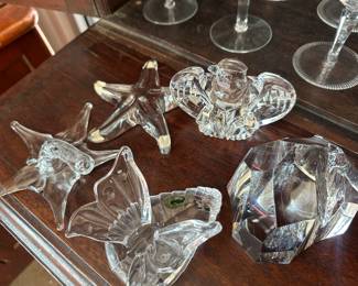 Crystal paperweights. 
