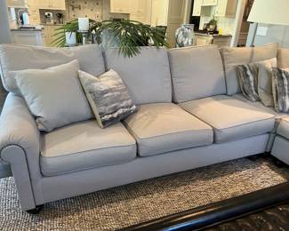 (3) piece Henredon upholstered sectional 