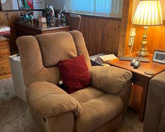 Furniture: recliner, side table, lamp