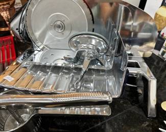 Meat slicer