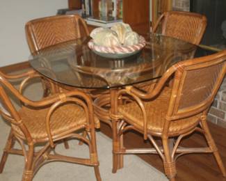 Table with four chairs AS IS