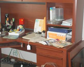 Desk three or four sections