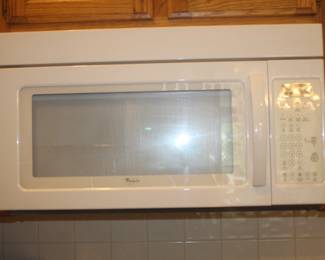 Built in microwave, owner is replacing microwave, stove and dishwasher all in working order just trying to update the house for sale.
