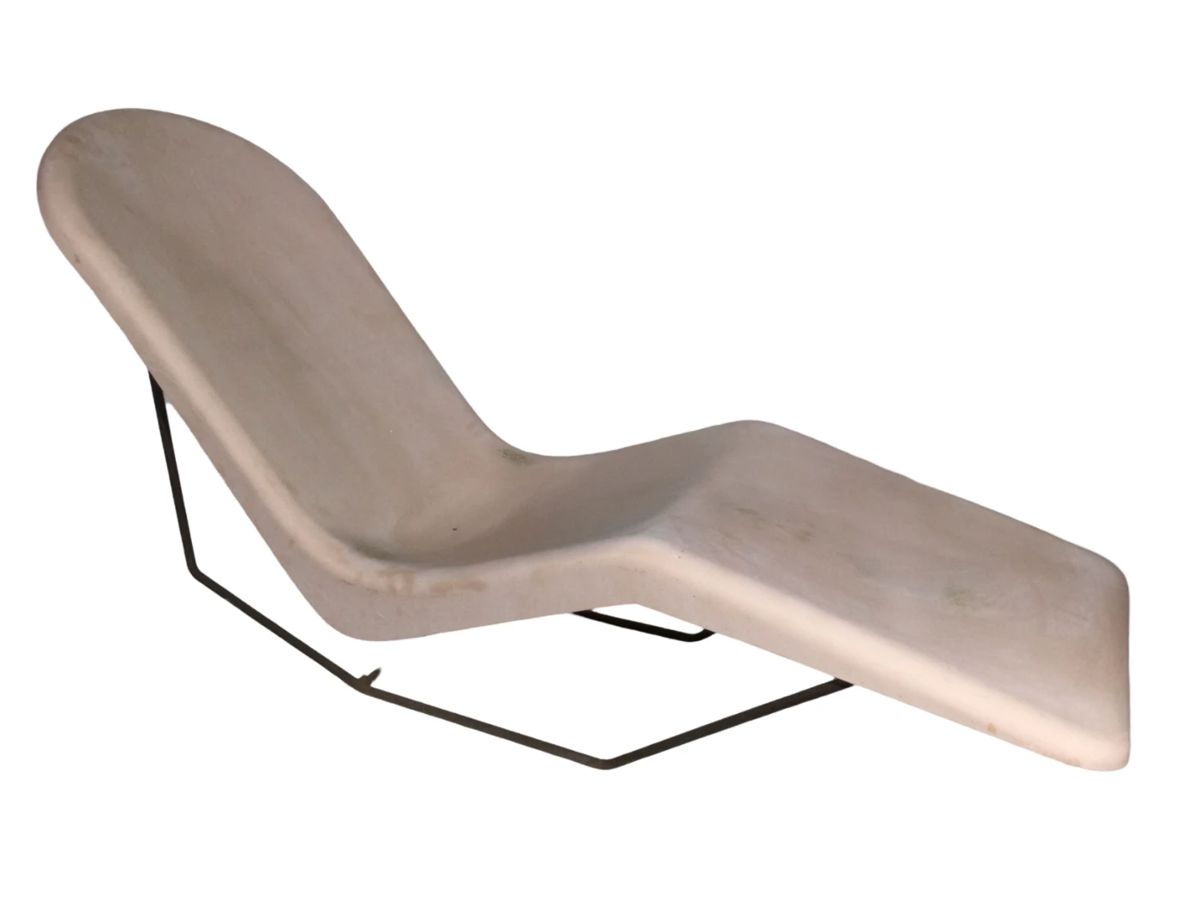 Mid Century Modern Fibrella Pool Chaise
Estimate $300-$500