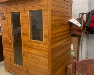 Clearlight 3 person sauna $1900