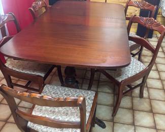 Table and 6 chairs 