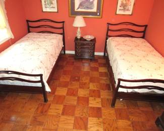 Pair of vintage mahogany twin beds