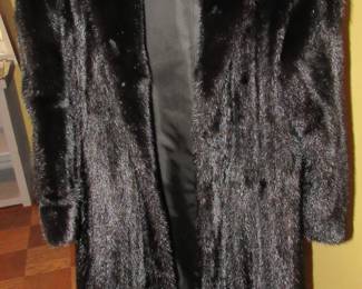 Full length fur Hong Kong