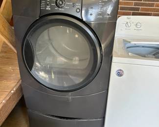 Kenmore front load dryer with pedestal