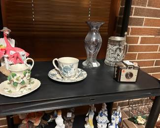 Vintage camera and decor