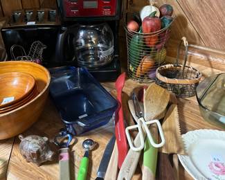 Kitchen utensils