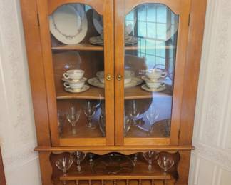 Maple Corner China Cabinet