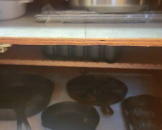 Cast Iron Frying Pans and Cornbread Pans