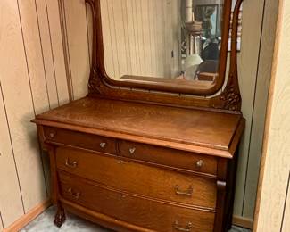 Antique oak dresser with mirror