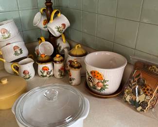 Mushroom kitchen decor