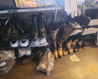 Women's Shoes (9.5-12)