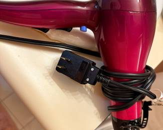blow dryer