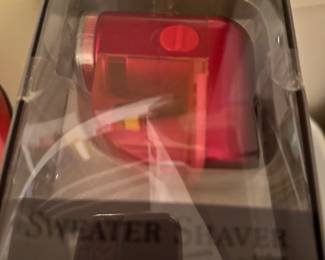 Sweater shaver new in box