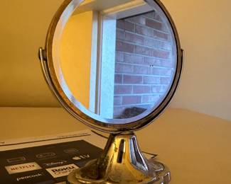 vanity mirror