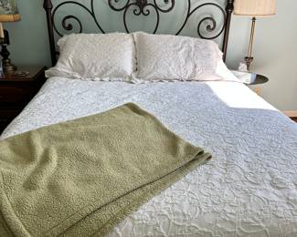 OP Jenkins bed Queen