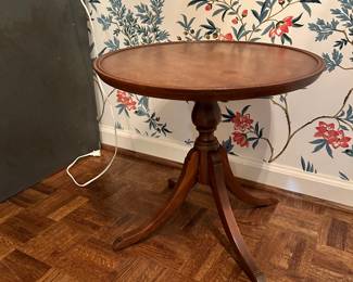 small accent table