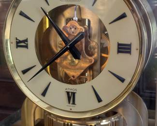 Le Coultre Atmos clock                                                             9.25"h x 8.25"w x 6.25"d