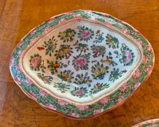 Rose Medallion covered dish    3"h x 10" x 8.5"