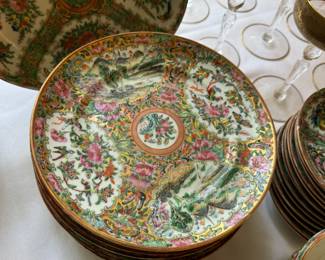 Rose Medallion plates 8.25"   8 pc.