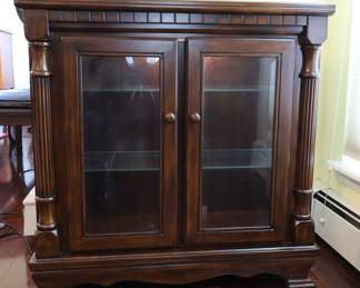 Mahogany Lighted Small Curio 