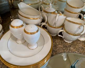 Noritake Rochelle Gold 