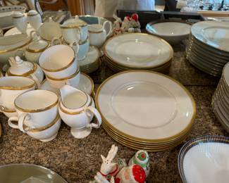 Noritake Rochelle Gold 