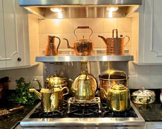 Lacquered copper and brass kettles