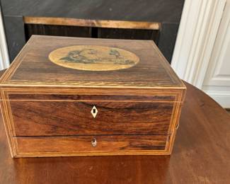 29th c. jewelry box