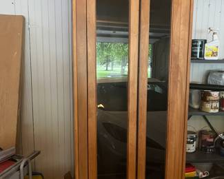 Phone booth
$1500
313-468-5111