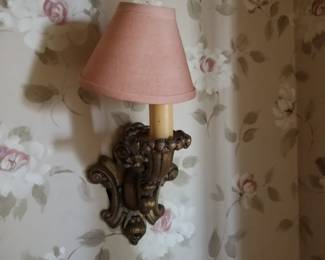 Wall sconce light
