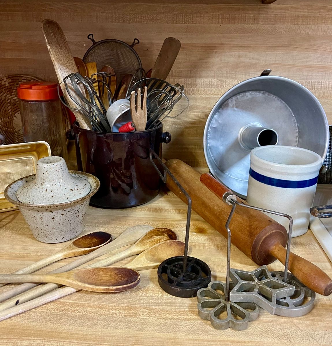 Welcome to this cute little country estate in East Bernard. Enjoy the pictures and we look forward to seeing you in September!  