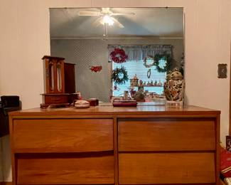 MCM Dresser With Mirrror