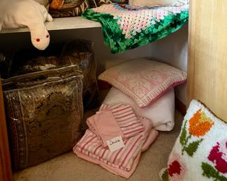 Vintage Linens, Pillows