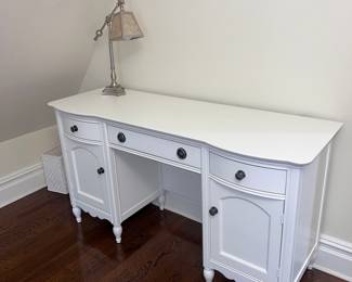 White paint the desk