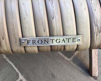 F R O N T G A T E (no kidding 😆)