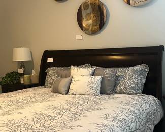 King size sleigh bed 