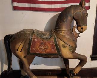 4'+ Antique horse
