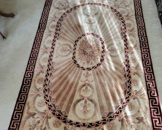 5'x8' Momeni area rug.