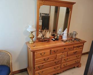 Broyhill 64" Dresser with mirror. Beautiful condition!!