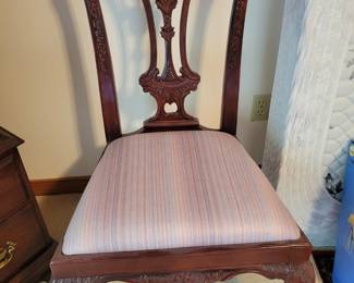 Beautiful Ball and Claw Chippendale style Mahogany Wood chair.
