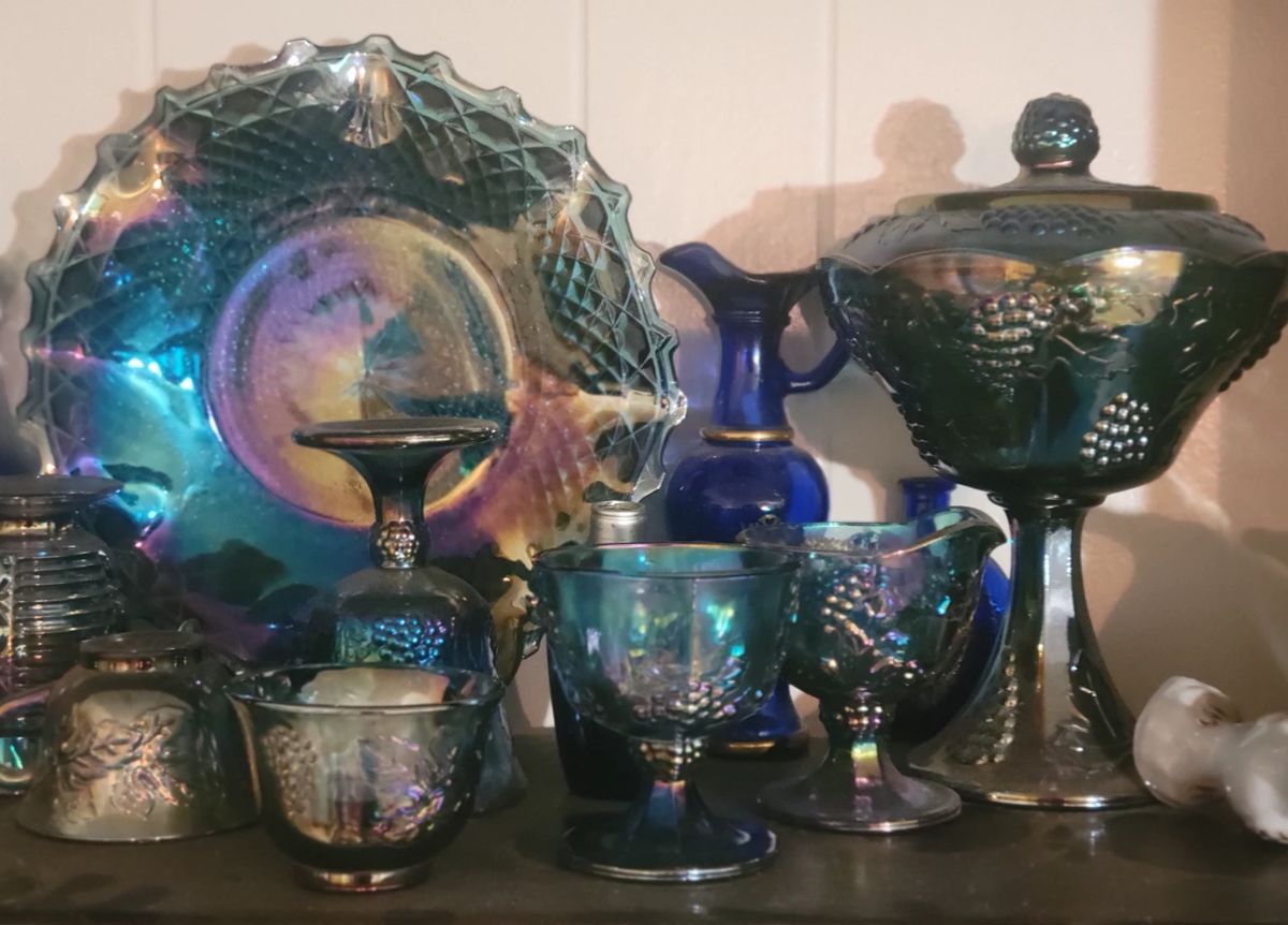 Carnival glass 