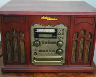 Retro style Anders Nicholson radio with turntable
