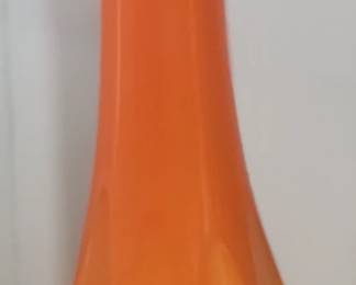 L.E. Smith bittersweet vase