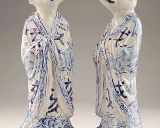 VINTAGE PAIR OF CHINESE BLUE & WHITE ZODIAC FIGURES STATUES